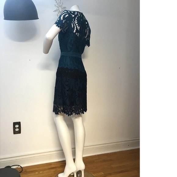 Rare Le Chateau laser cut crochet floral lace embroidery emerald teal blue dress - Picture 6 of 11